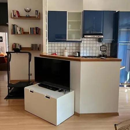 And Cosy Flat In Area Apartment